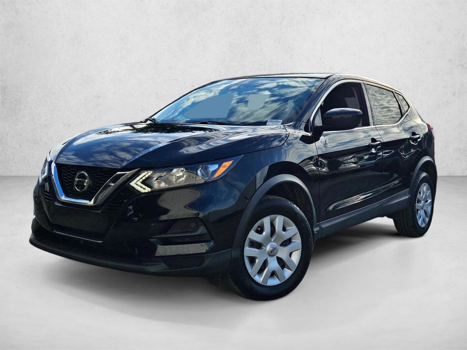 Thumbnail: 2020 Nissan Rogue Sport - 1