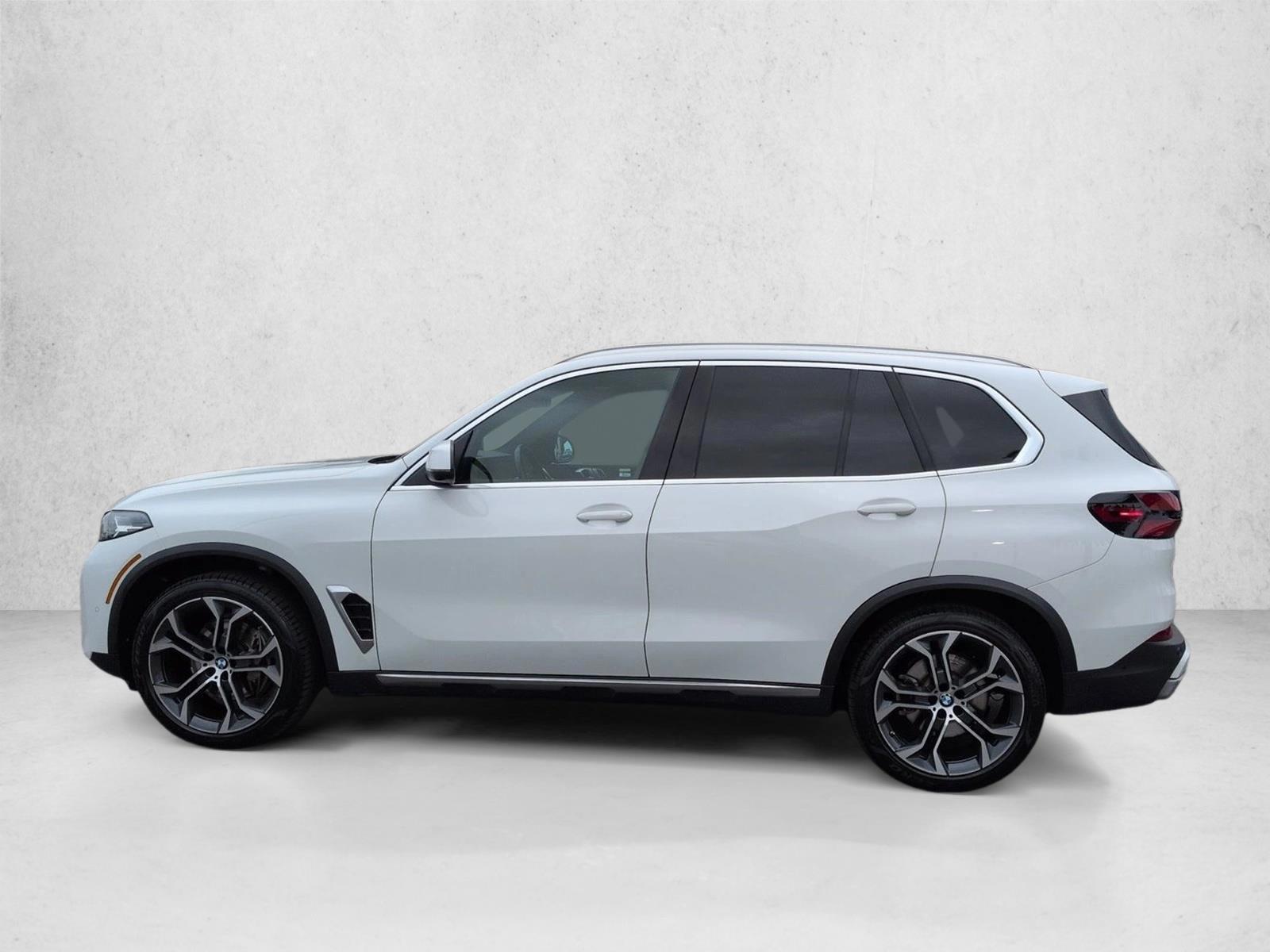 Thumbnail: 2024 BMW X5 - 2