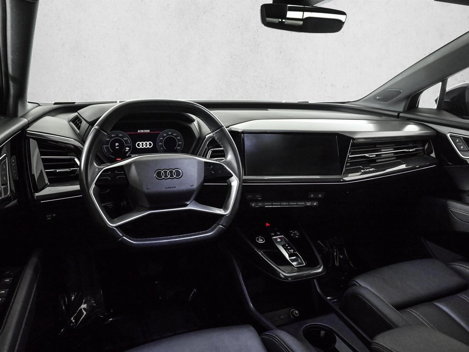 Thumbnail: 2023 Audi Q4 e-tron - 3