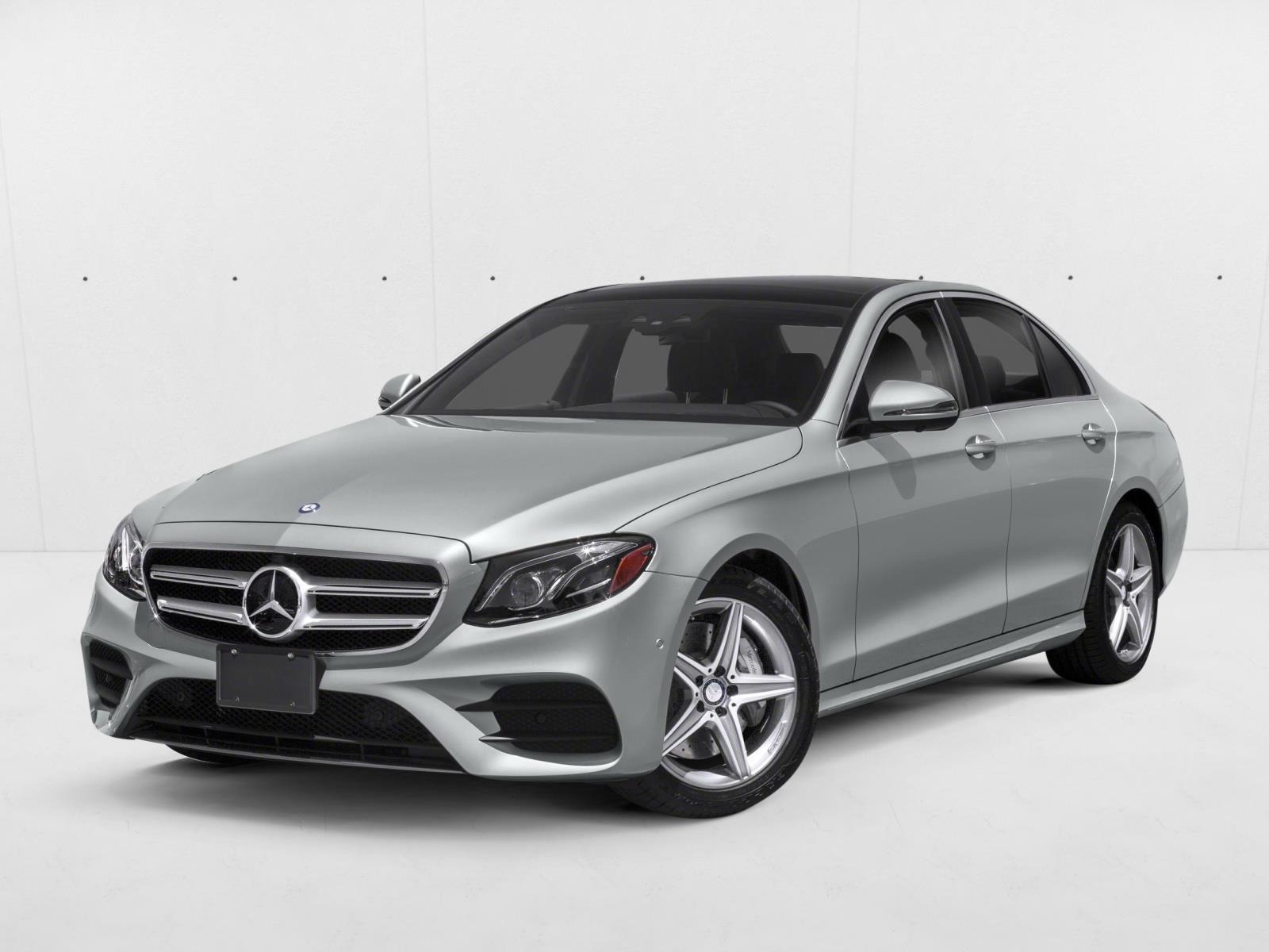 2017 Mercedes-Benz E-Class E300 4MATIC's photo