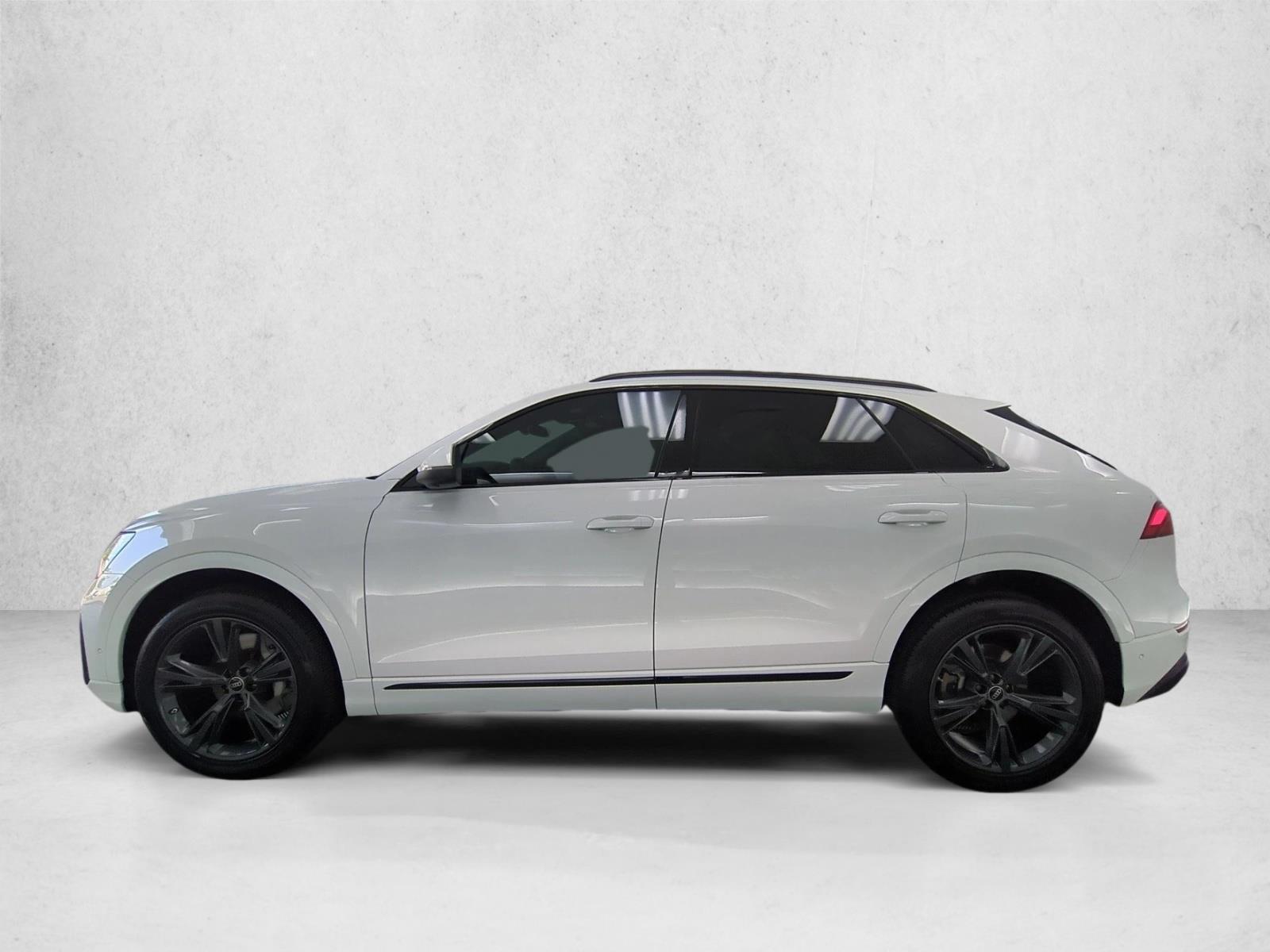Thumbnail: 2026 Audi Q8 - 2