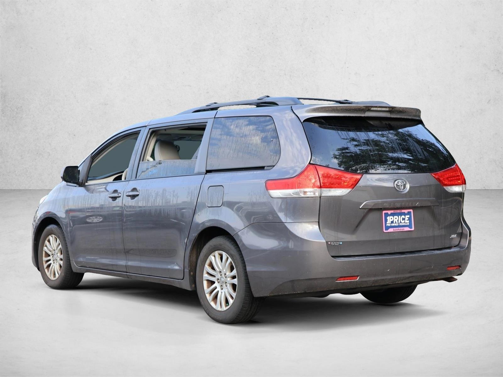 2012 Toyota Sienna