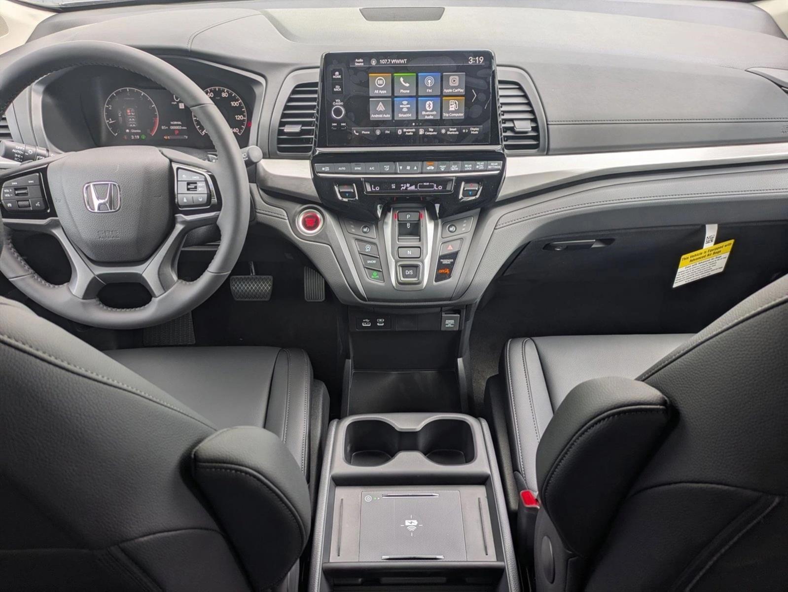 Thumbnail: 2026 Honda Odyssey - 3
