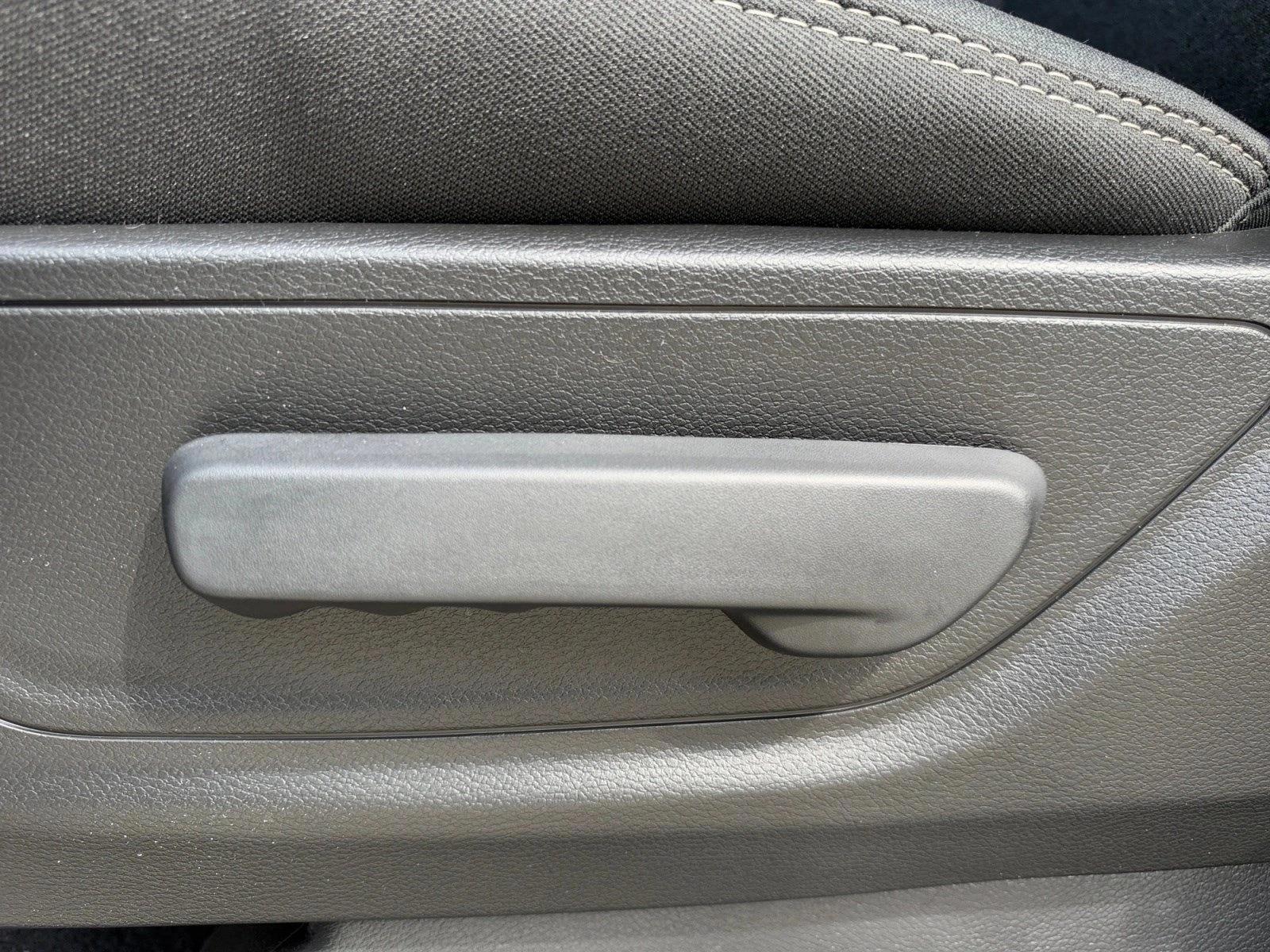 Thumbnail: 2026 RAM 1500 - 5