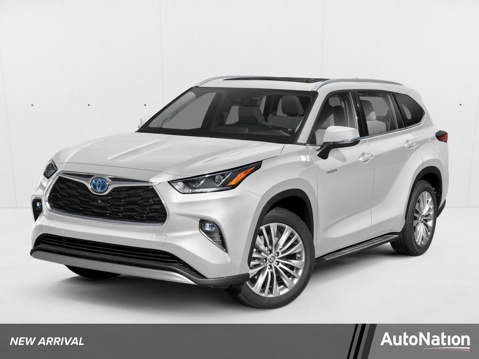 Thumbnail: 2022 Toyota Highlander - 1
