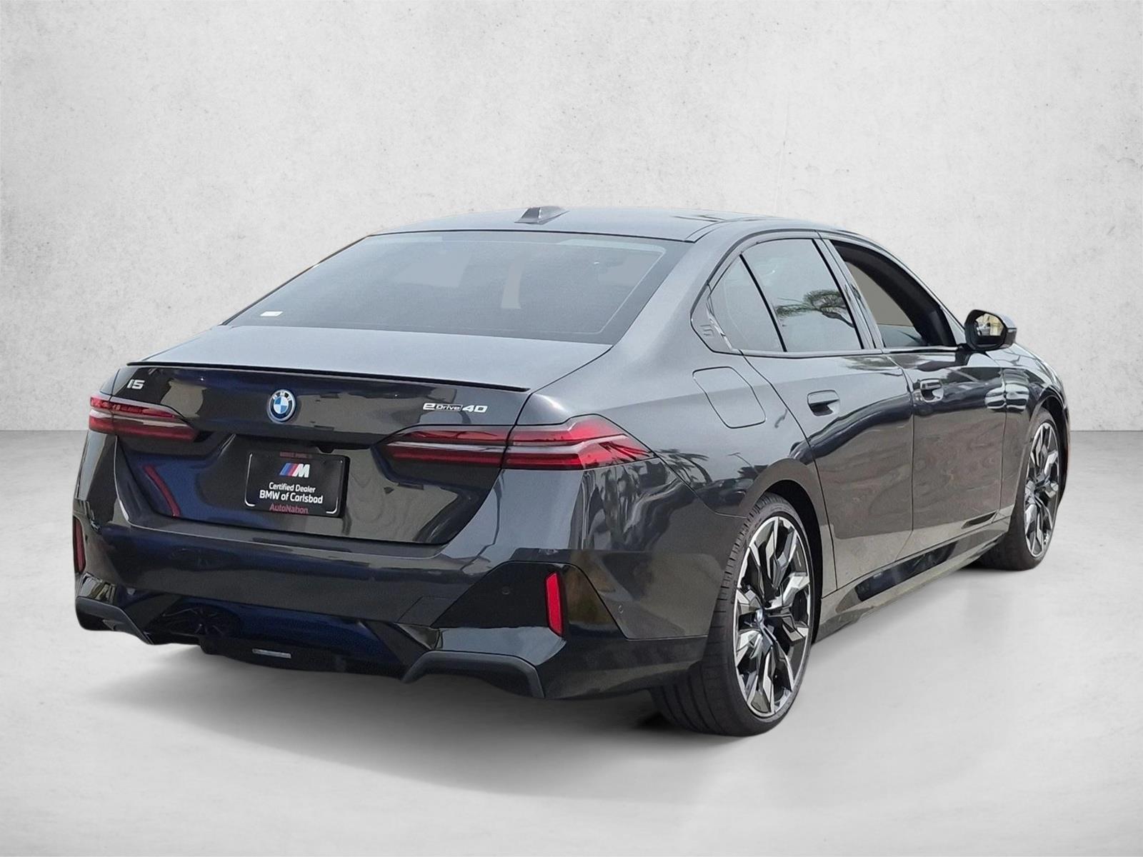 Used 2027 BMW i5 40 with VIN WBY63HG01VCX85607 for sale in Des Plaines, IL