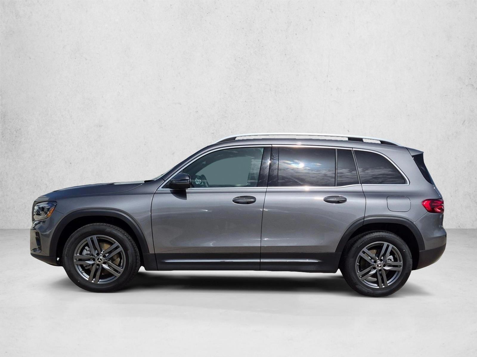 Thumbnail: 2026 Mercedes-Benz GLB - 2