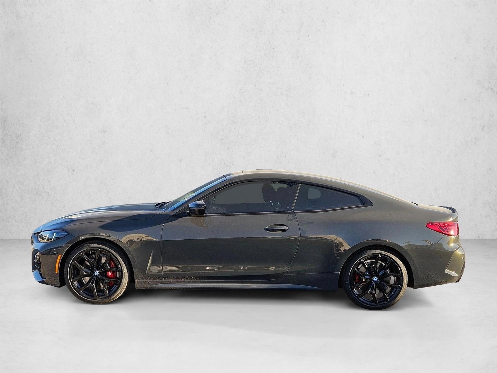 Thumbnail: 2026 BMW 4 Series - 2