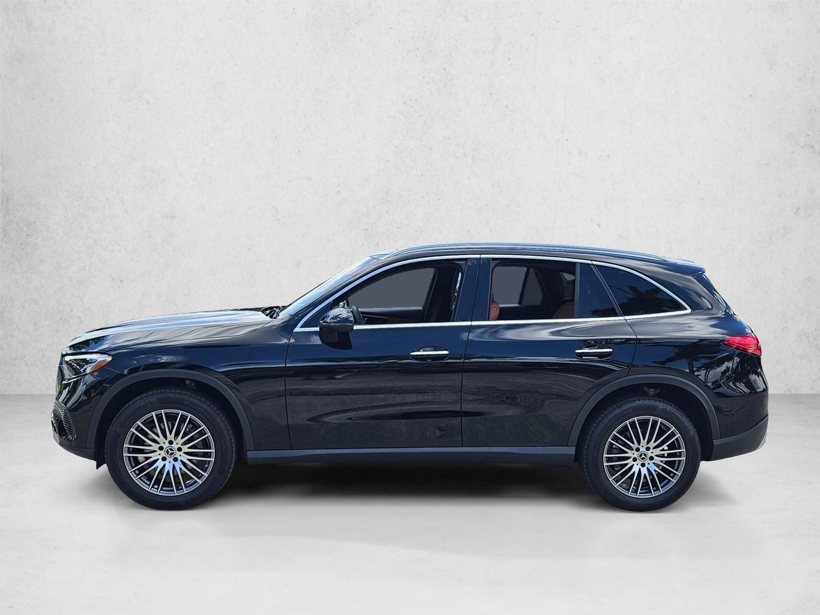 Thumbnail: 2026 Mercedes-Benz GLC - 2