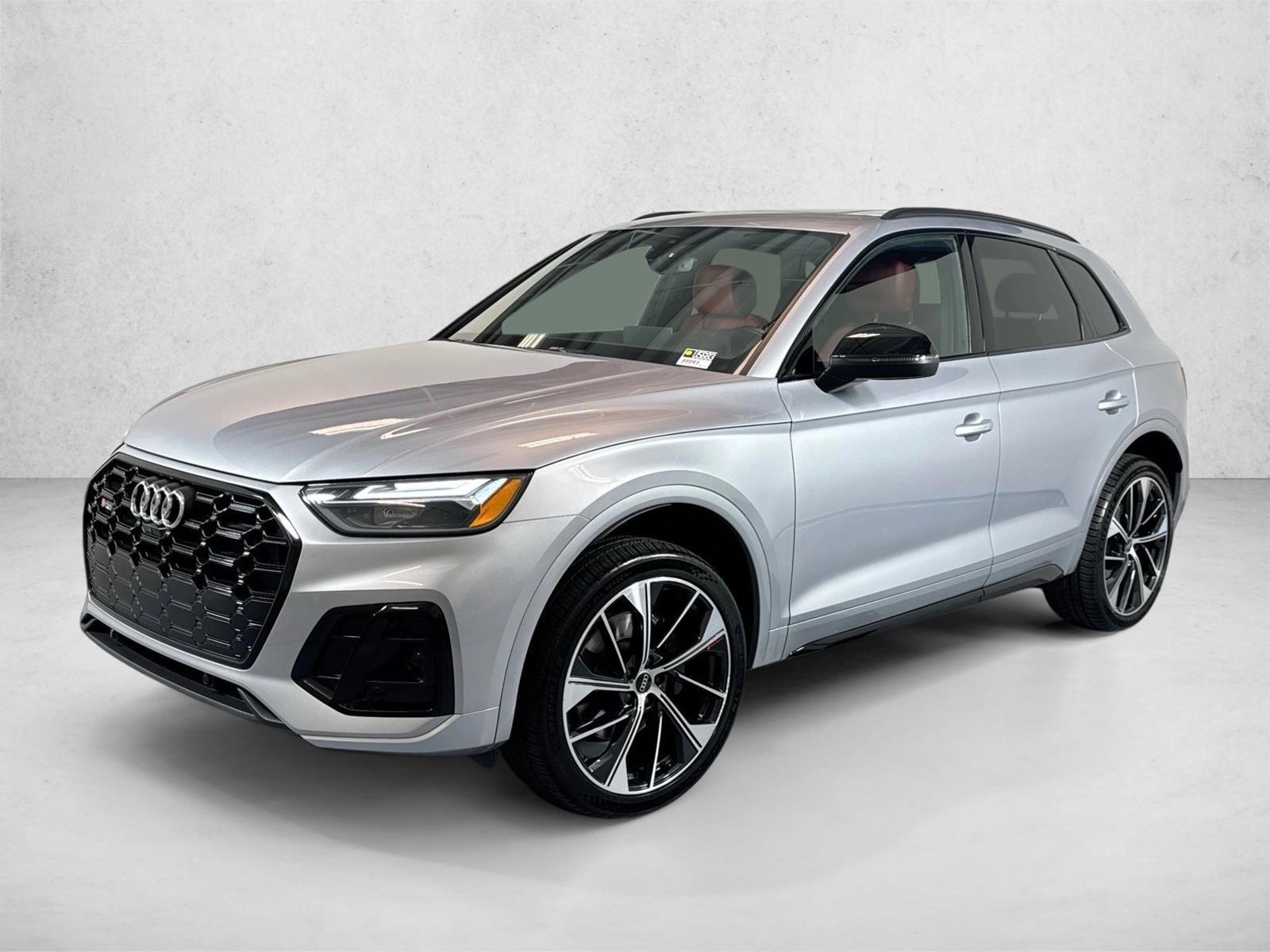 Thumbnail: 2023 Audi SQ5 - 1