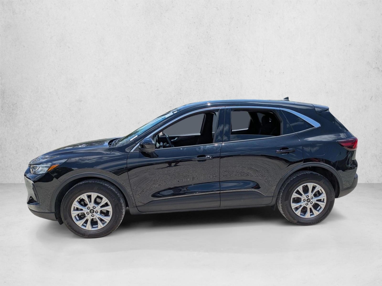 Thumbnail: 2023 Ford Escape - 2