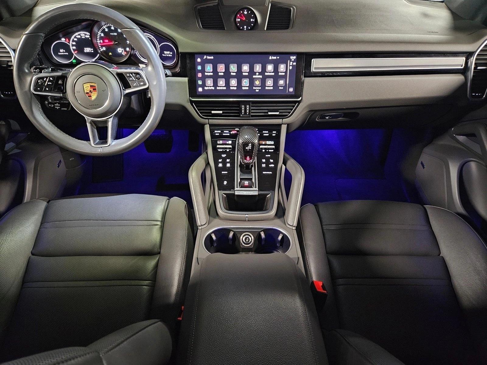Thumbnail: 2022 Porsche Cayenne - 3