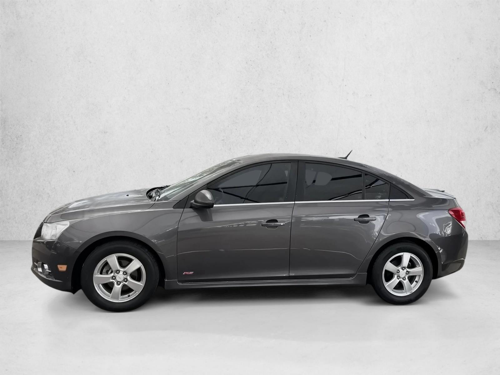Thumbnail: 2011 Chevrolet Cruze - 2