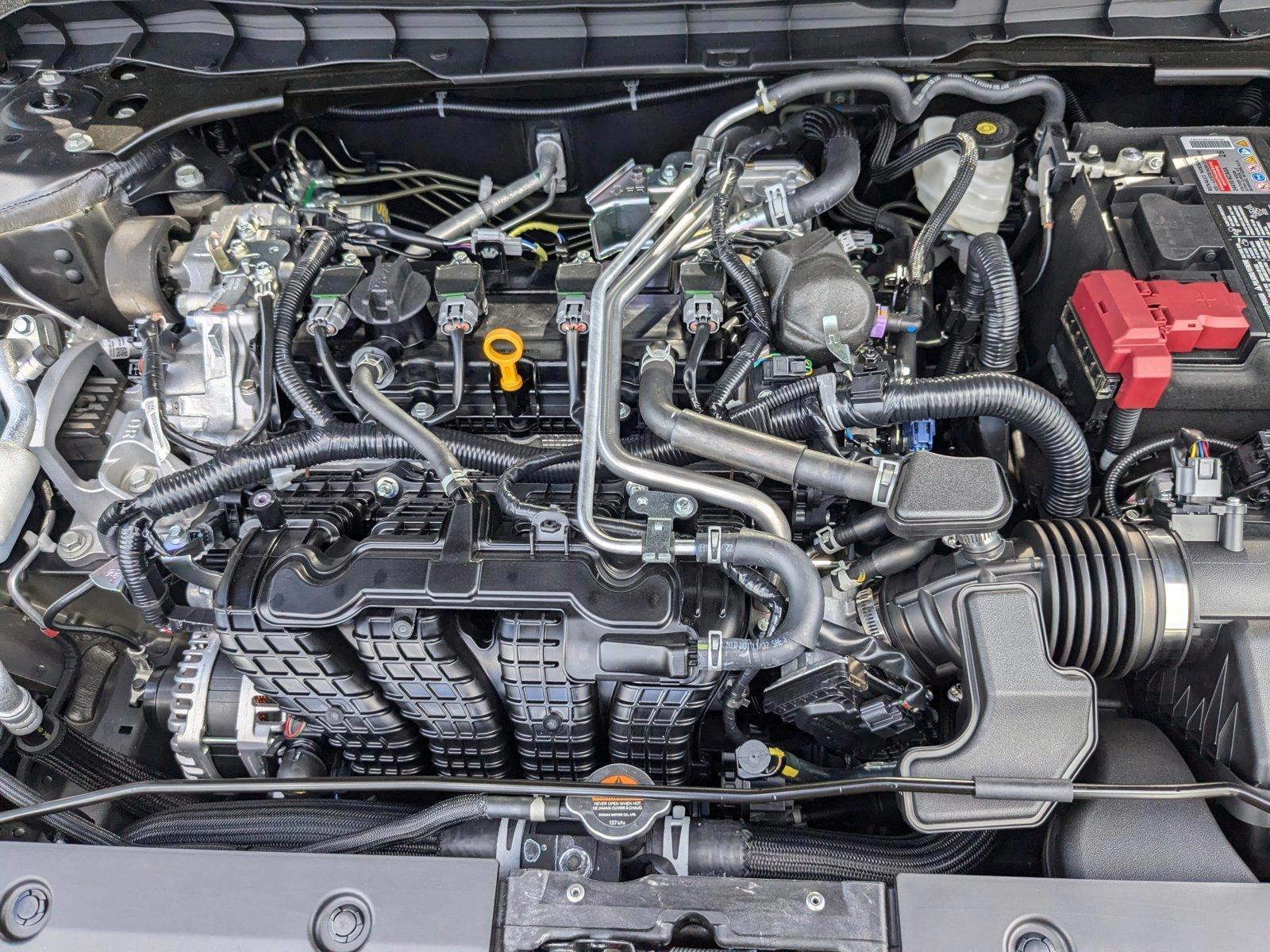 2025 Nissan Altima S - Photo 15