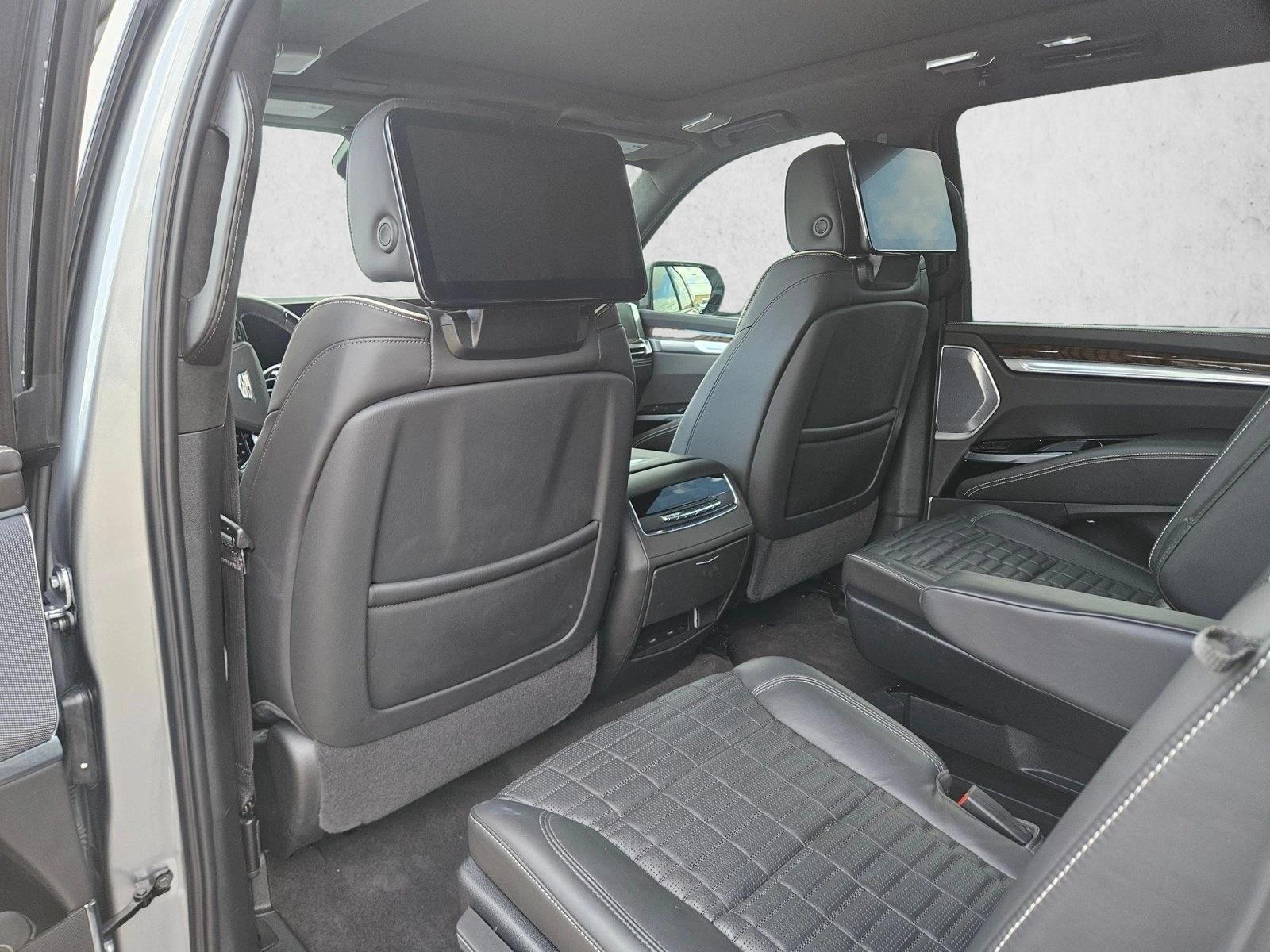 2025 Cadillac Escalade ESV Sport Platinum - Photo 10