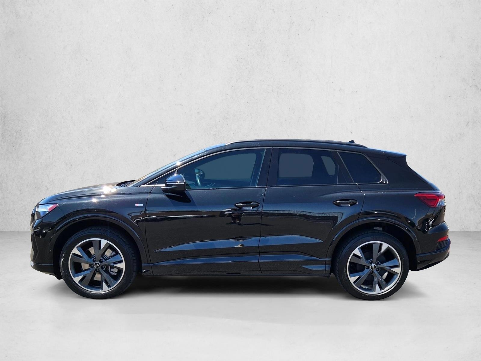 Thumbnail: 2023 Audi Q4 e-tron - 2