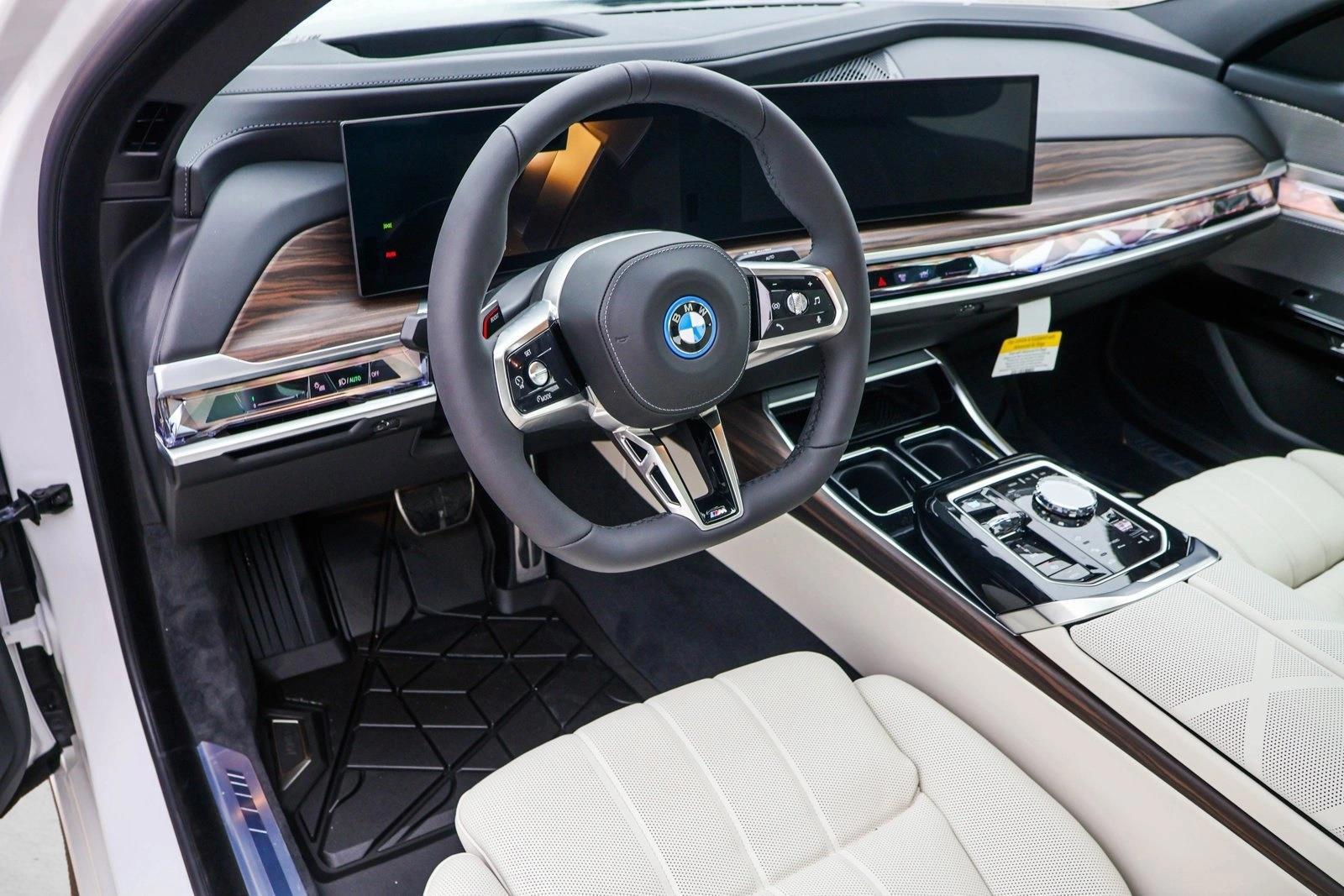 Thumbnail: 2026 BMW i7 - 3