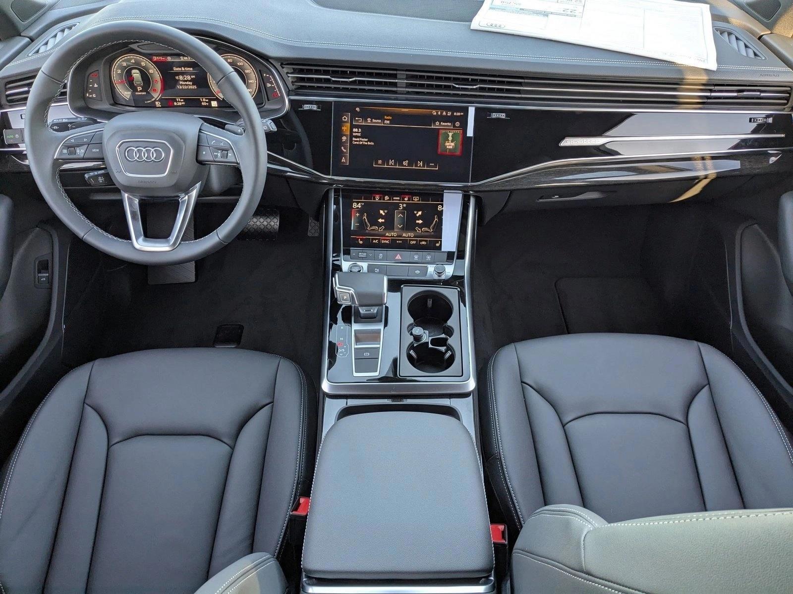 Thumbnail: 2026 Audi Q7 - 4