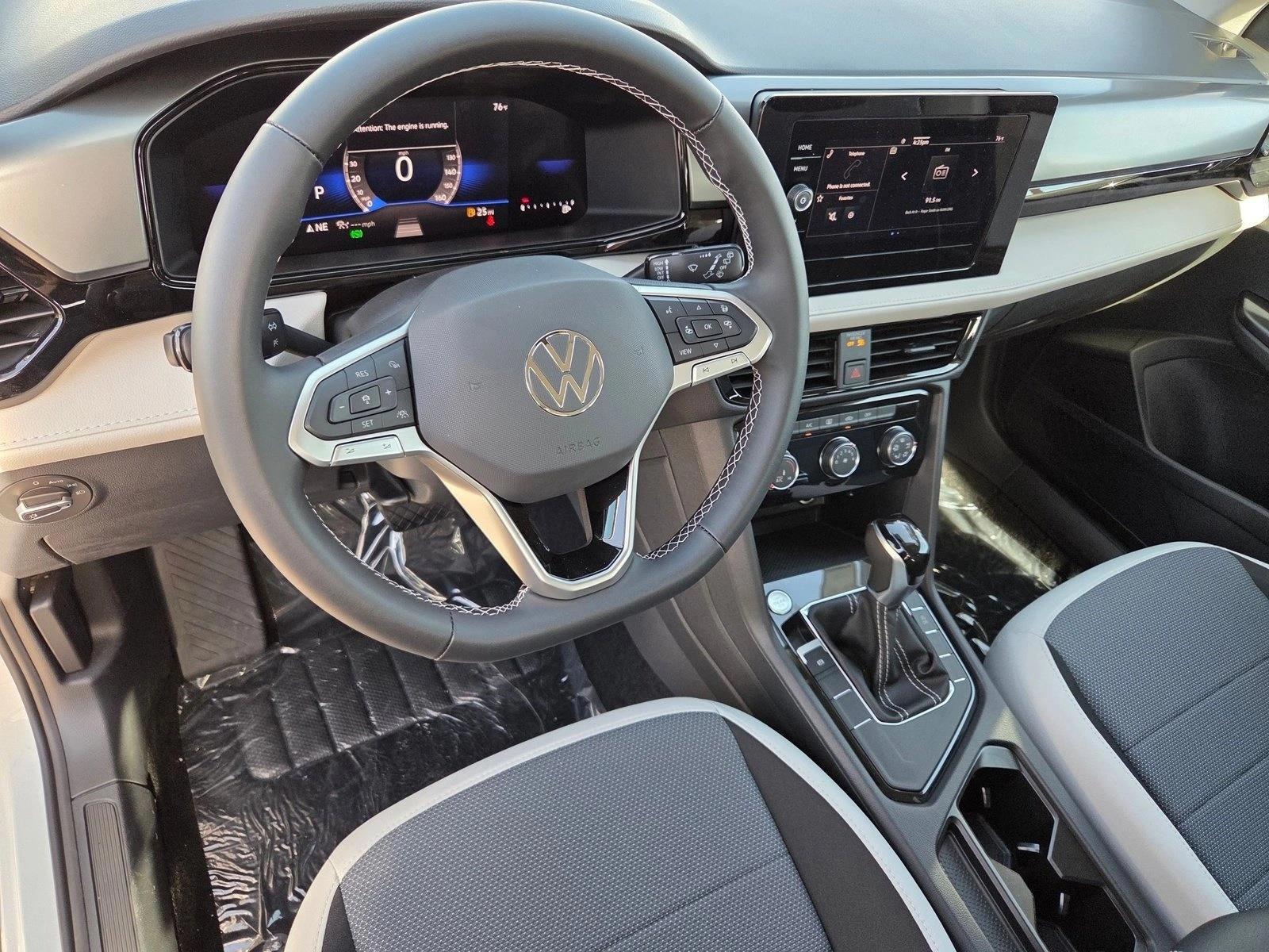 Thumbnail: 2026 Volkswagen Taos - 3
