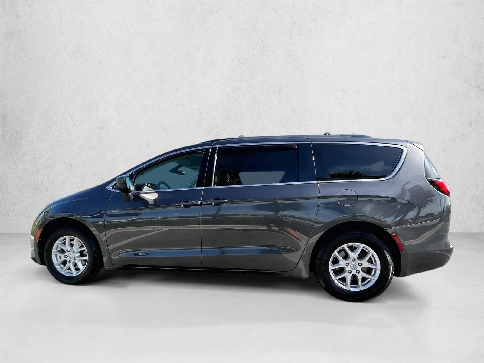Thumbnail: 2020 Chrysler Voyager - 2