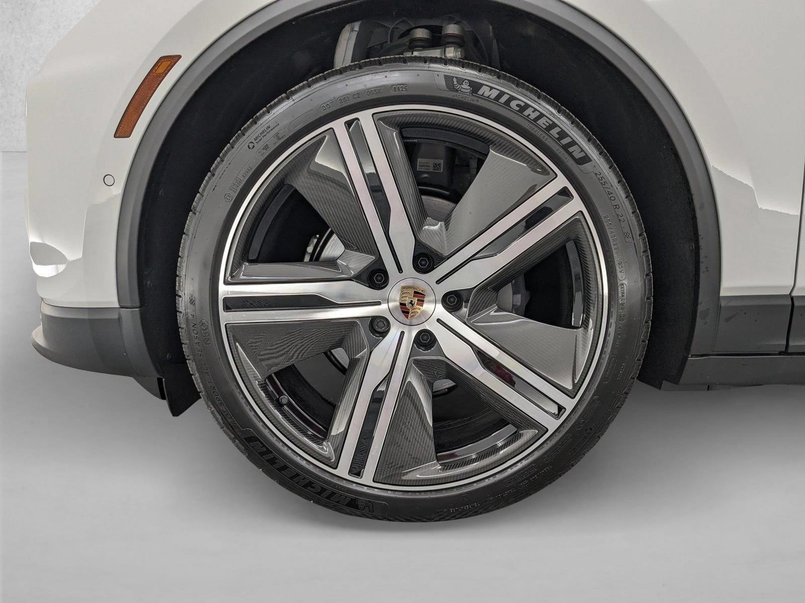 2025 Porsche Macan Base - Photo 23
