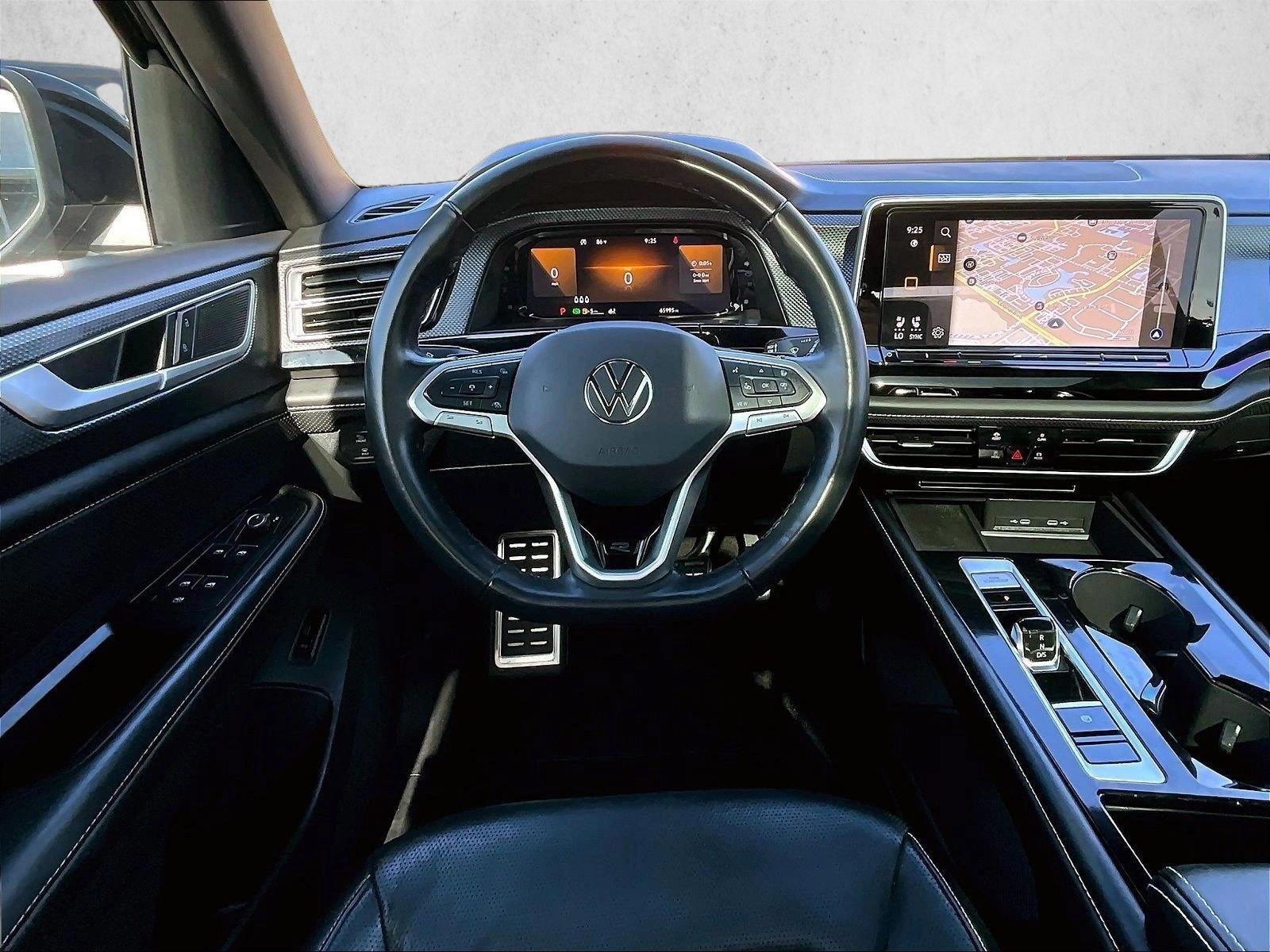 Thumbnail: 2024 Volkswagen Atlas - 3