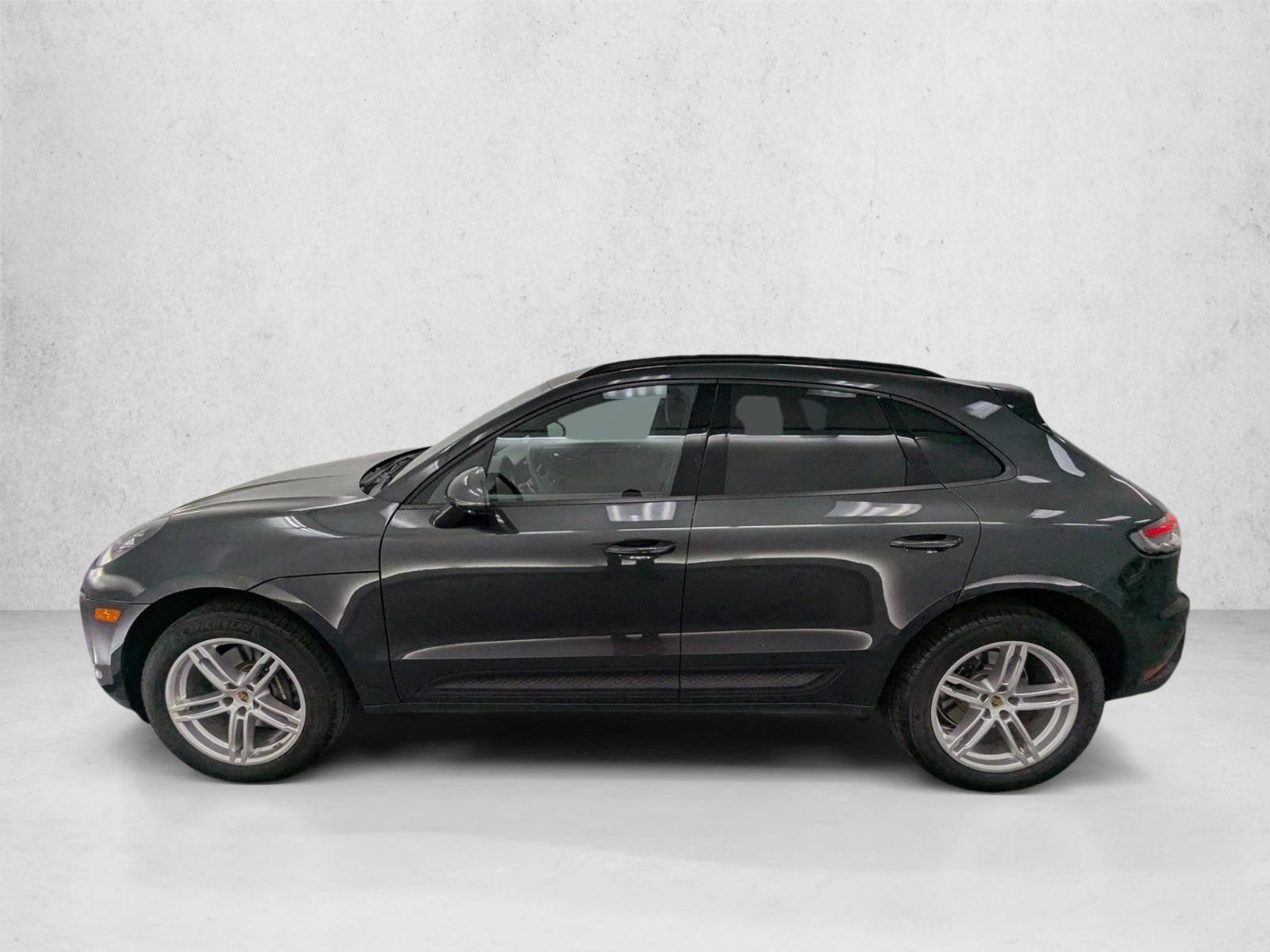 Thumbnail: 2026 Porsche Macan - 2