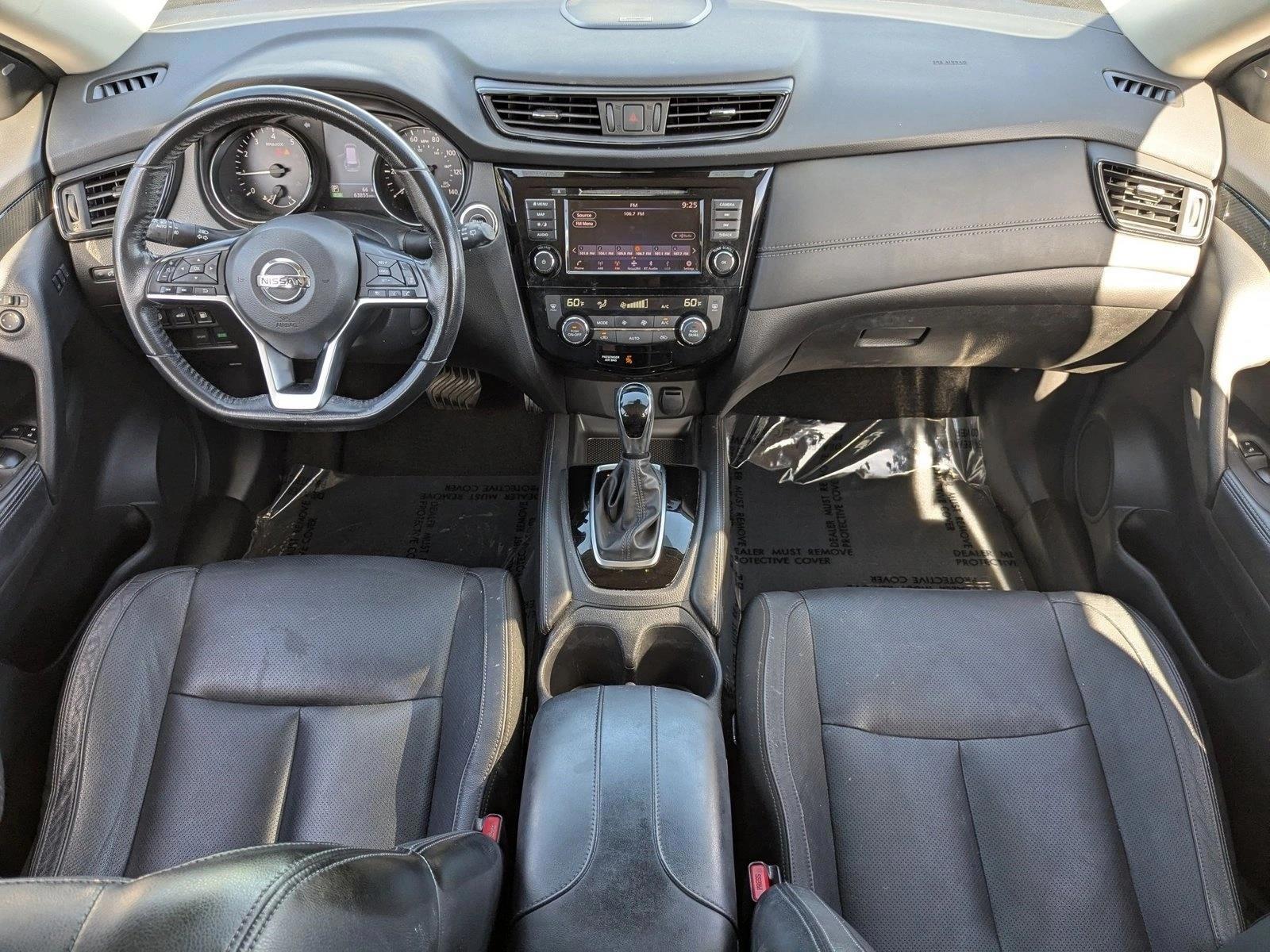 Thumbnail: 2018 Nissan Rogue - 3