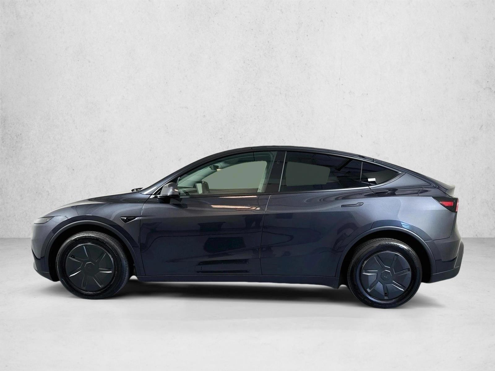Thumbnail: 2026 Tesla Model Y - 2