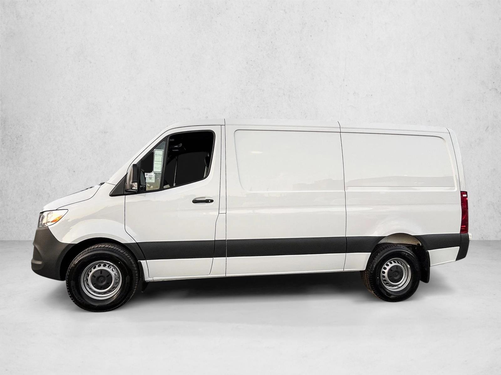 Thumbnail: 2026 Mercedes-Benz Sprinter - 2