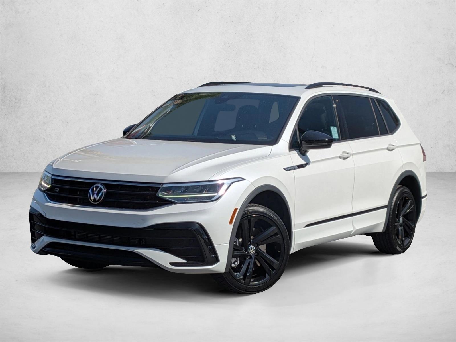 Thumbnail: 2023 Volkswagen Tiguan - 1