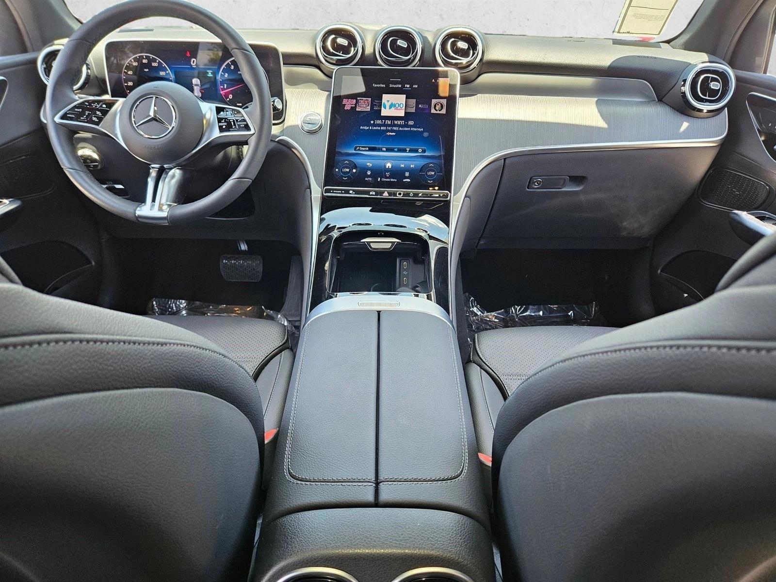 Thumbnail: 2026 Mercedes-Benz GLC - 3