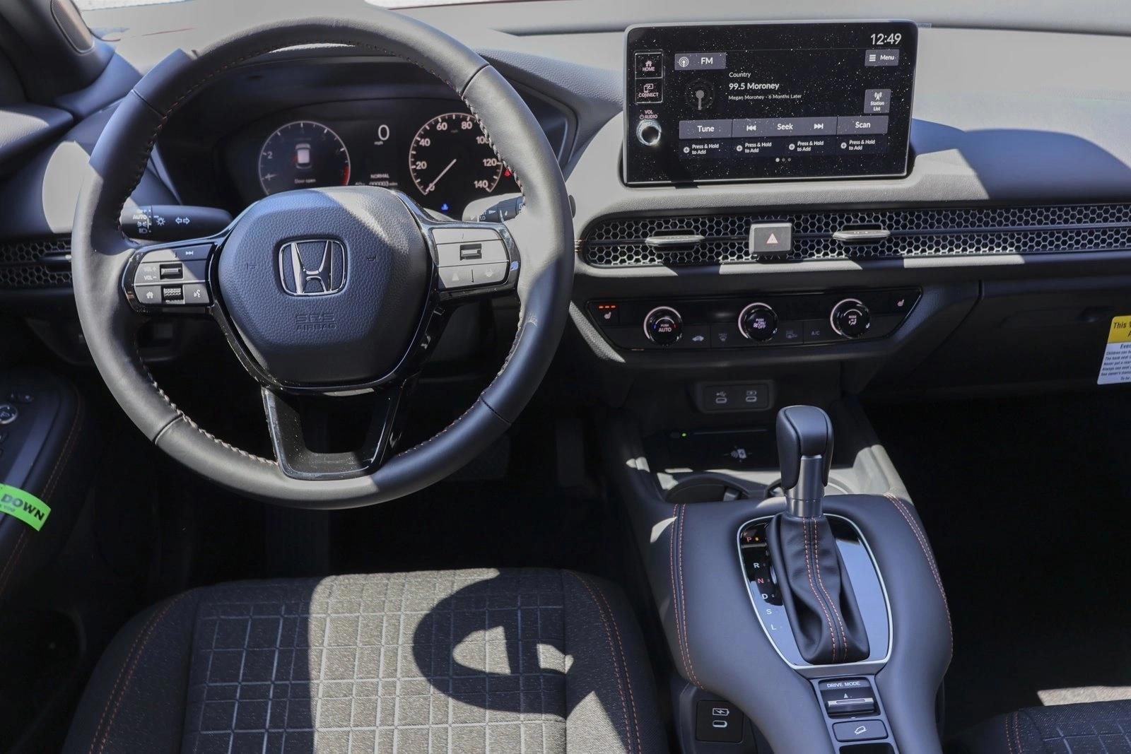 Thumbnail: 2026 Honda HR-V - 4