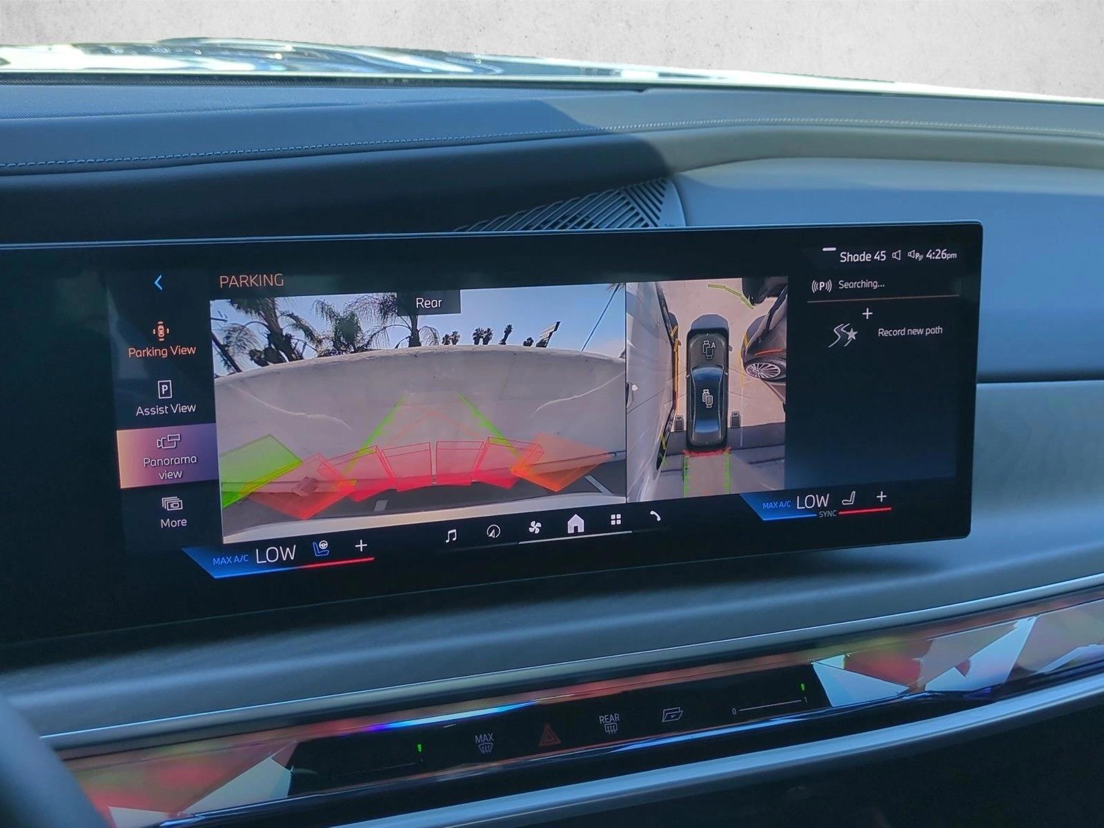 2025 BMW i7 50 - Photo 14