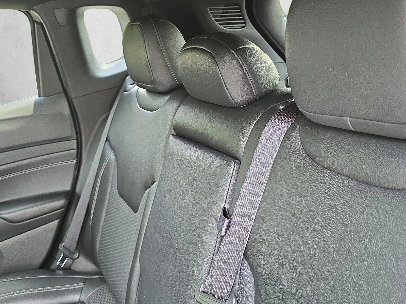 2023 Jeep Compass Altitude - Photo 19
