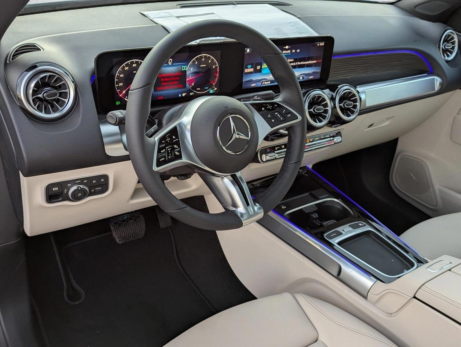 Thumbnail: 2026 Mercedes-Benz GLB - 3