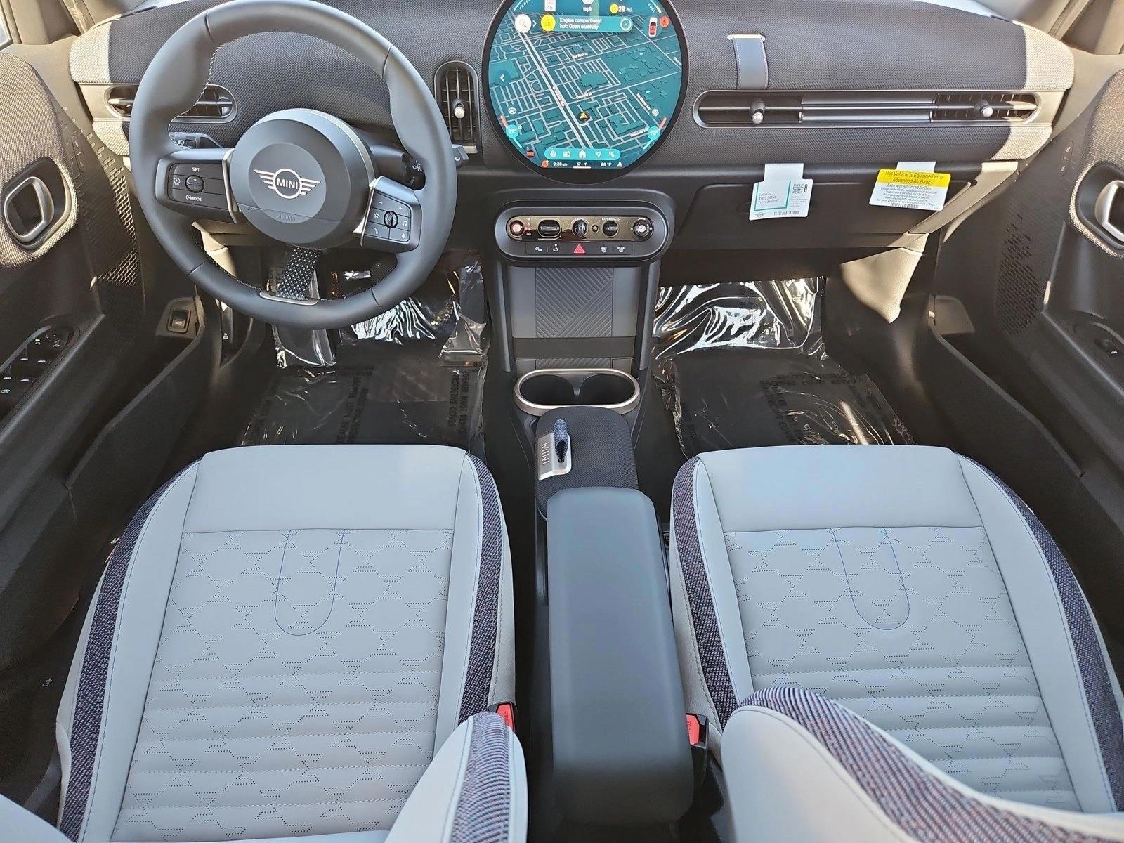Thumbnail: 2027 MINI Cooper Hardtop - 3