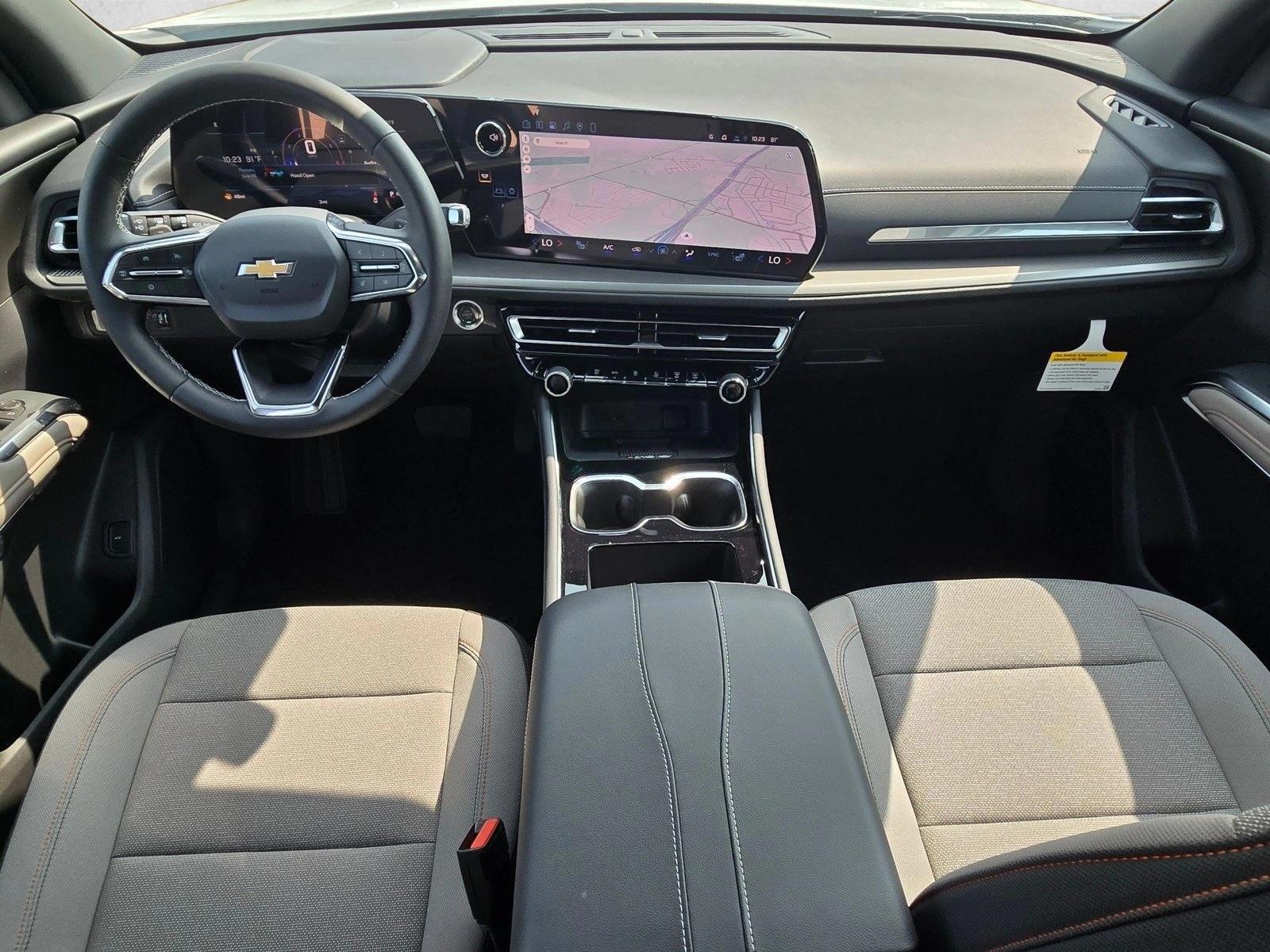 Thumbnail: 2026 Chevrolet Traverse - 4