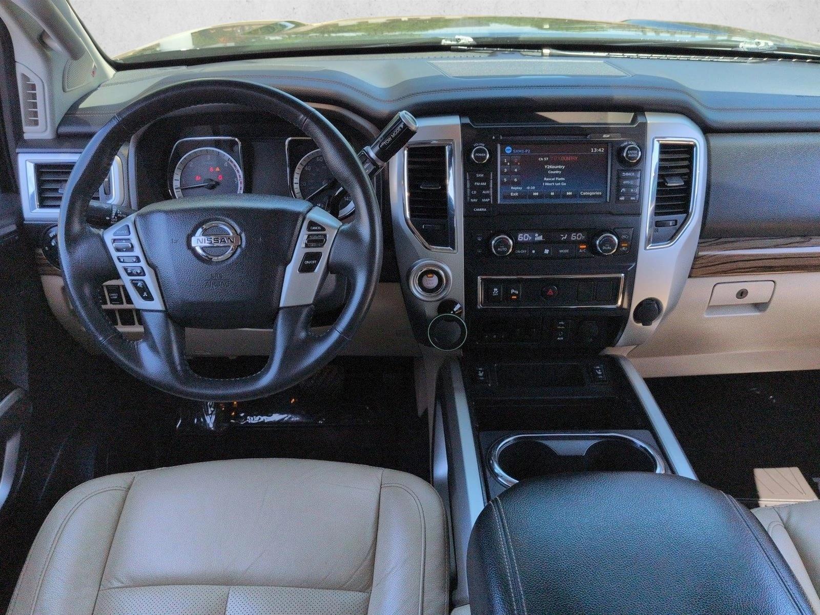 Thumbnail: 2016 Nissan Titan - 4