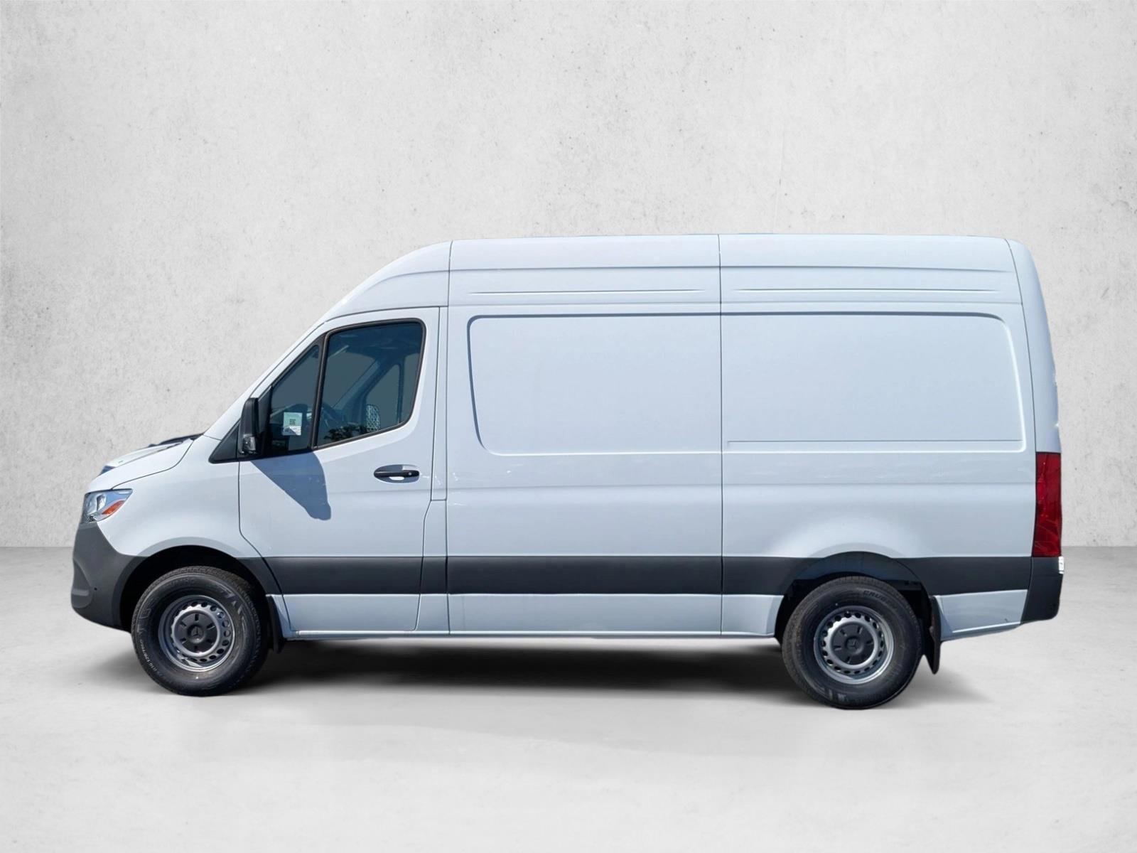 Thumbnail: 2026 Mercedes-Benz Sprinter - 2
