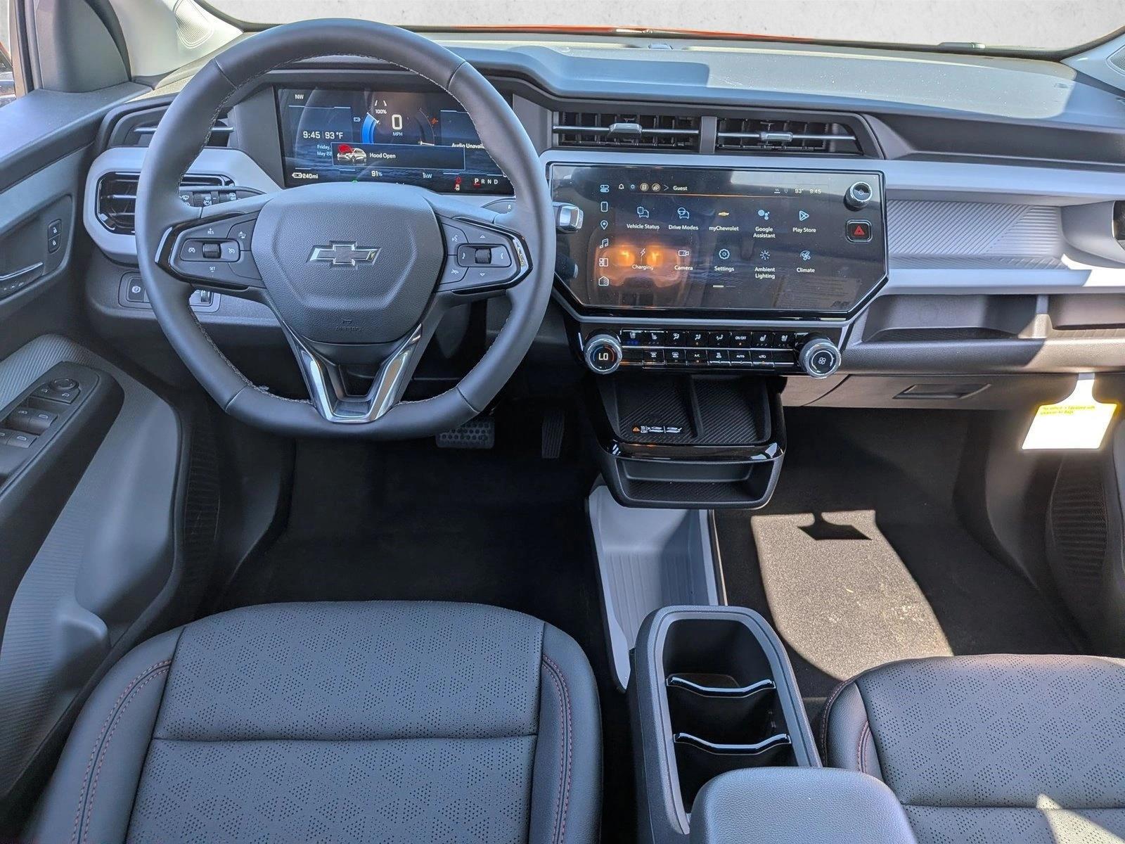 Thumbnail: 2027 Chevrolet Bolt EV - 4