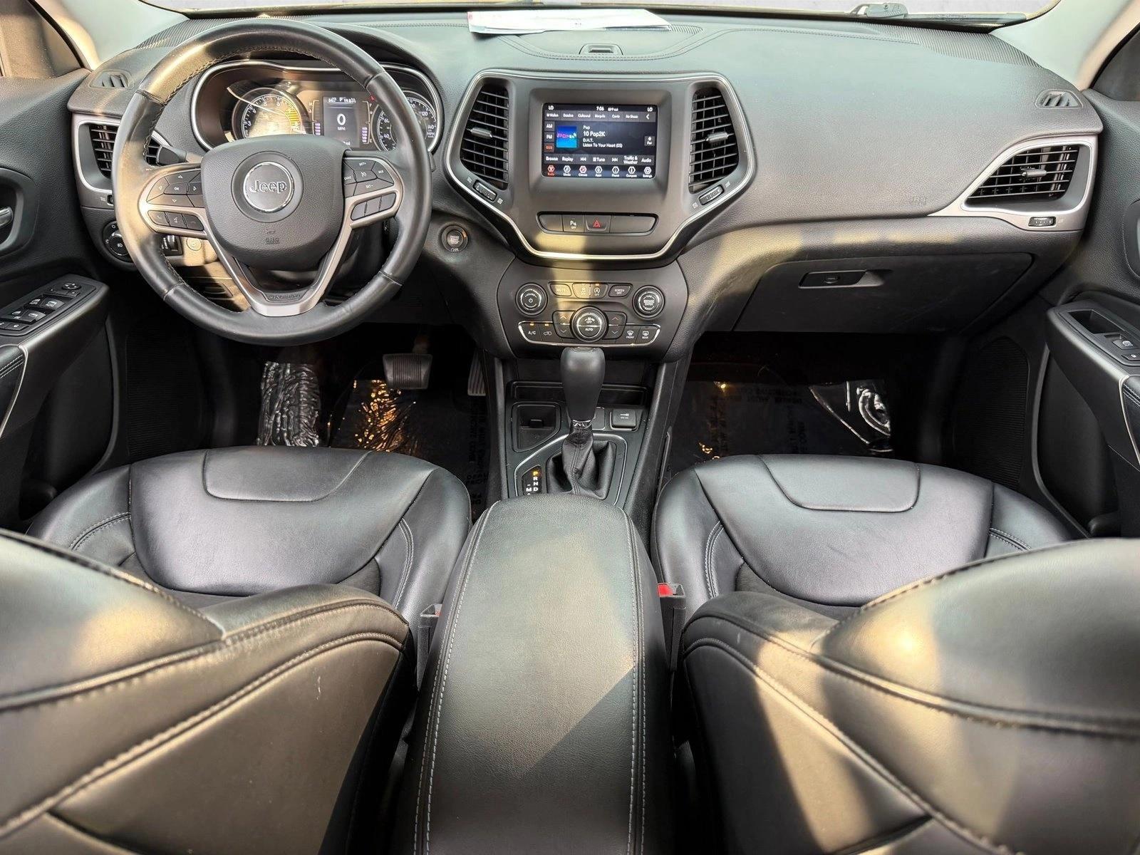 Thumbnail: 2019 Jeep Cherokee - 4