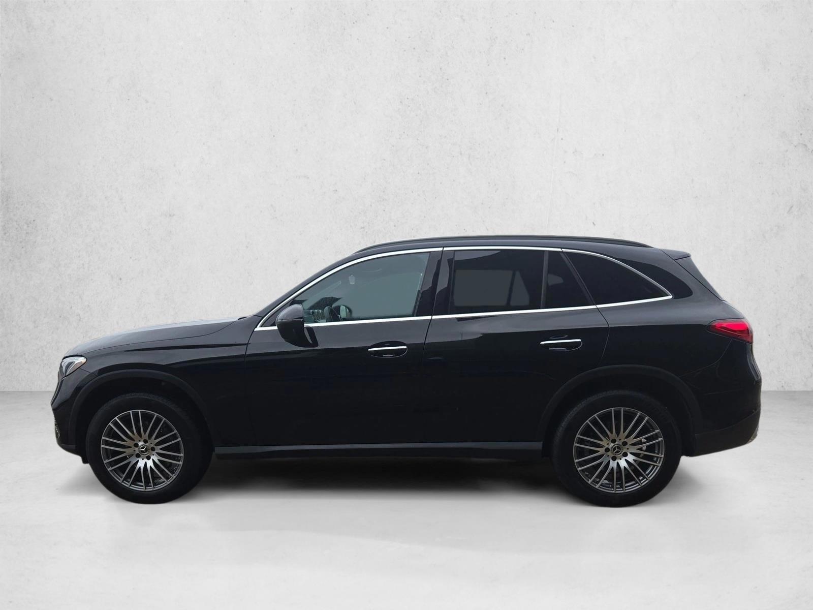 Thumbnail: 2026 Mercedes-Benz GLC - 2