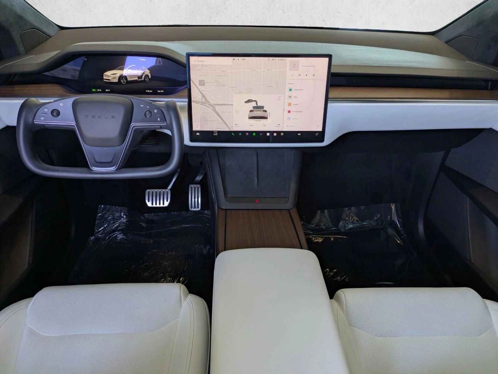 Thumbnail: 2023 Tesla Model X - 3