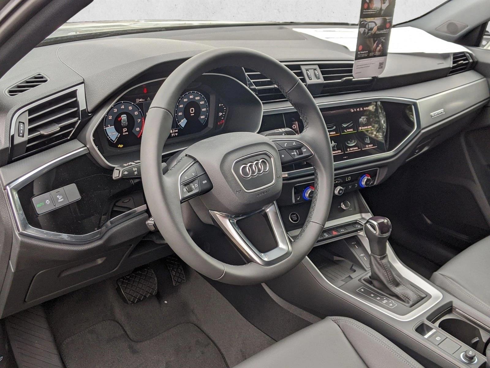 Thumbnail: 2025 Audi Q3 - 3