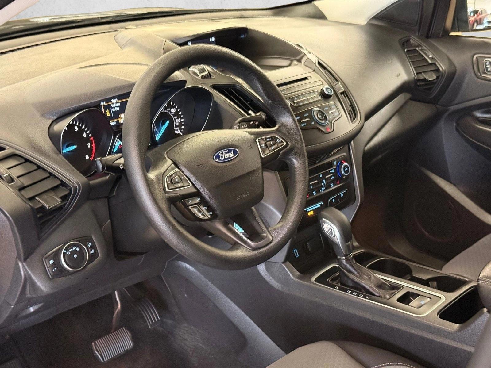 Thumbnail: 2018 Ford Escape - 3