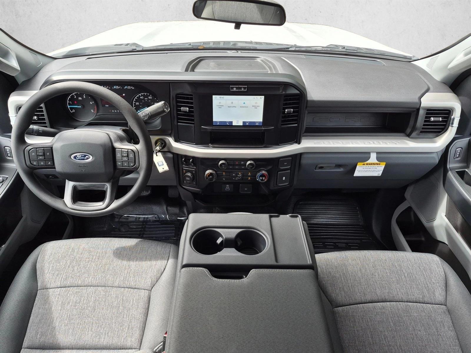 Thumbnail: 2026 Ford Econoline - 3
