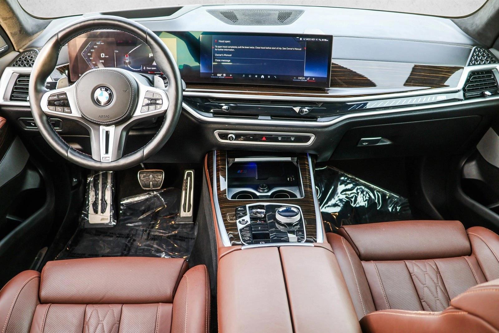 Thumbnail: 2025 BMW X7 - 4