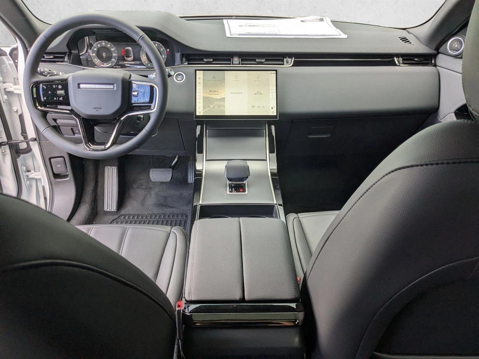 Thumbnail: 2026 Land Rover Range Rover Evoque - 3
