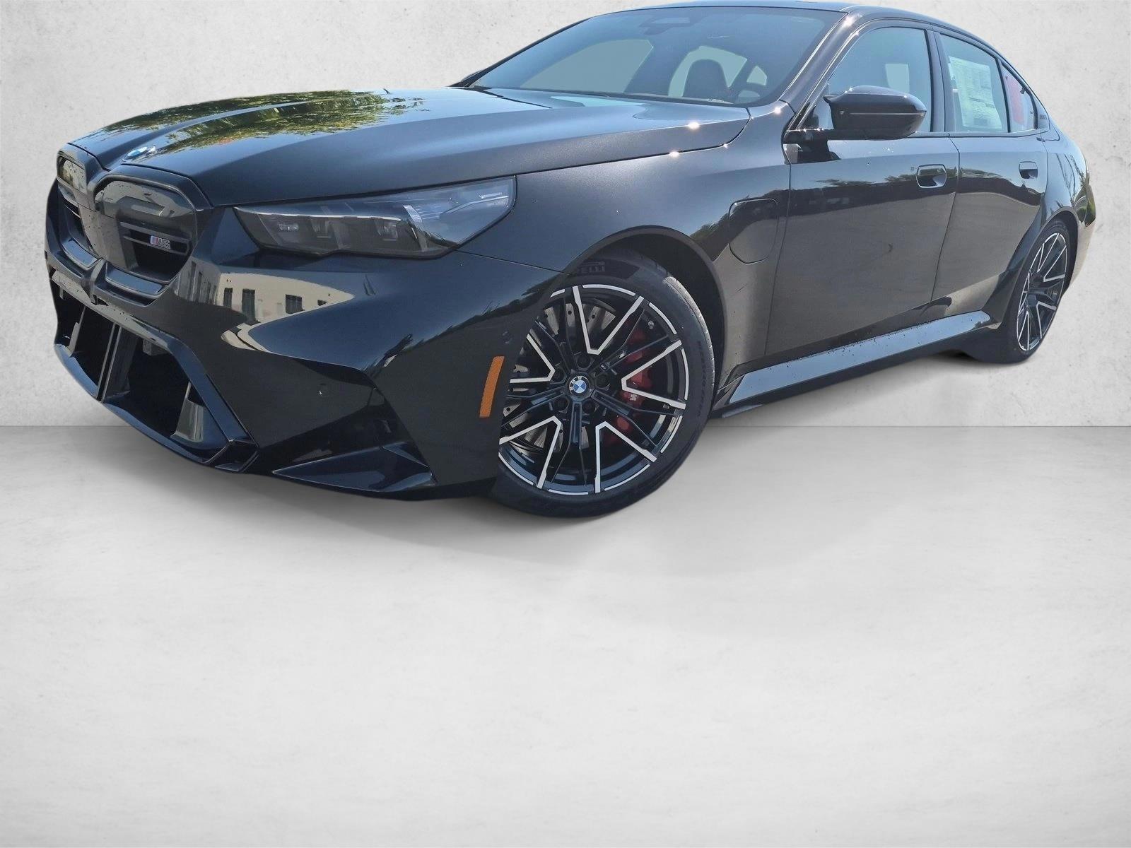 Thumbnail: 2027 BMW M5 - 1